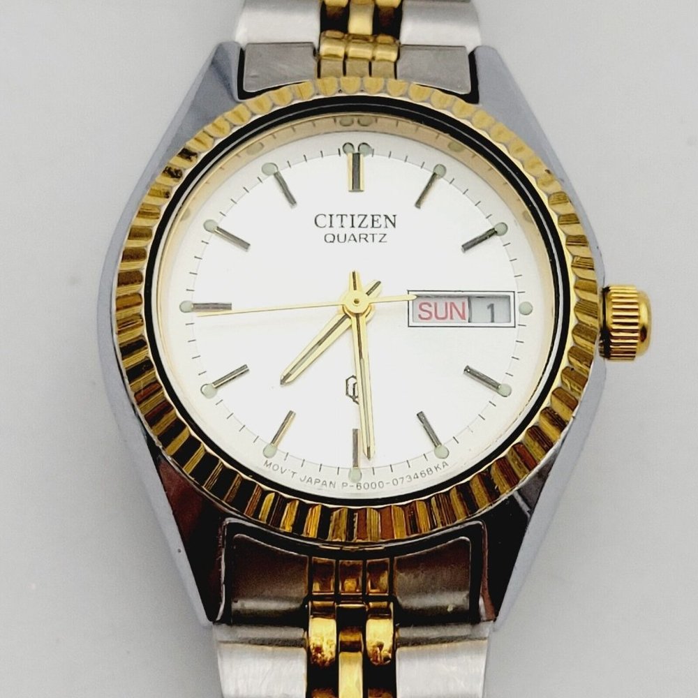 Citizen Women's 27mm Quartz Watch Two Toned White Dial Day Date 6000-075692M Vtg